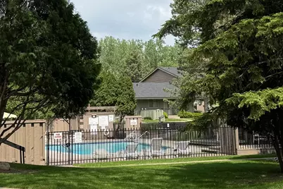 61 Windsor Court, New Brighton, MN 55112 - Photo 33