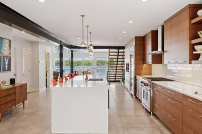 176 Peninsula Road, Medicine Lake, MN 55441 - Photo 9