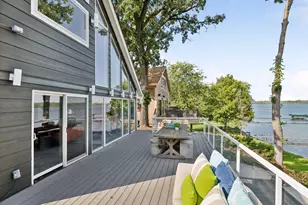 176 Peninsula Rd, Medicine Lake, MN 55441 - Photo 25