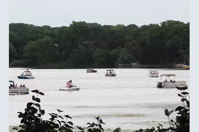 176 Peninsula Road, Medicine Lake, MN 55441 - Photo 39