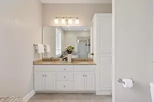 7 Bayhill Rd, Dellwood, MN 55110 - Photo 25