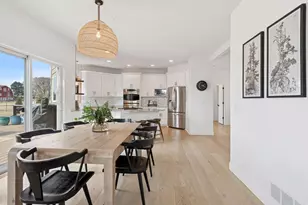 7 Bayhill Rd, Dellwood, MN 55110 - Photo 13