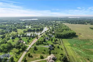 7 Bayhill Rd, Dellwood, MN 55110 - Photo 69