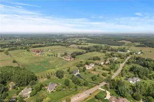 7 Bayhill Rd, Dellwood, MN 55110 - Photo 71