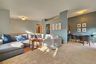 7664 Steepleview Rd, Woodbury, MN 55125 - Photo 5