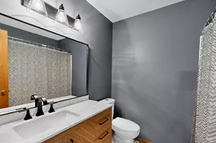 19 Elton Ridge Ct NW, Rochester, MN 55901 - Photo 17