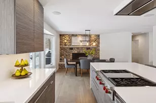 4360 Chimo East St, Deephaven, MN 55391 - Photo 9