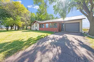 2109 95th St, Fairmont, MN 56031 - Photo 9