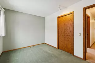 13725 Oakland Dr, Burnsville, MN 55337 - Photo 29