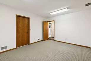 13725 Oakland Dr, Burnsville, MN 55337 - Photo 41