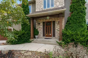 13599 Stonebrooke Curve, Shakopee, MN 55379 - Photo 7