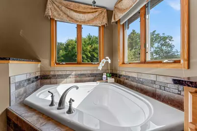 13599 Stonebrooke Curve, Shakopee, MN 55379 - Photo 29