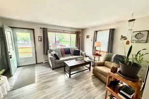 305 Oak St, Lucan, MN 56255 - Photo 9