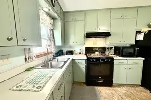 305 Oak St, Lucan, MN 56255 - Photo 13