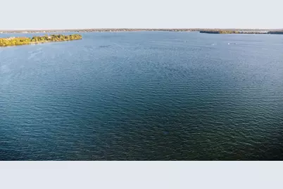 2040 N Shore Drive, Wayzata, MN 55391 - Photo 7