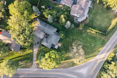 2040 N Shore Drive, Wayzata, MN 55391 - Photo 21