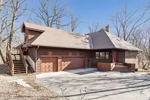 4425 Holm Oak Ln N, Oakdale, MN 55128 - Photo 1