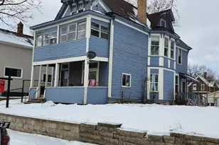 395 Thomas Ave, Saint Paul, MN 55103 - Photo 1