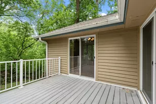 1527 Clarendon Dr, Wayzata, MN 55391 - Photo 21