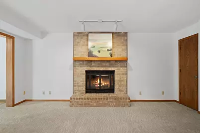 1527 Clarendon Drive, Wayzata, MN 55391 - Photo 25