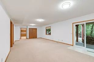 1527 Clarendon Dr, Wayzata, MN 55391 - Photo 39