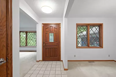 1527 Clarendon Drive, Wayzata, MN 55391 - Photo 3