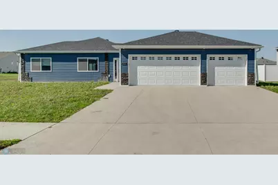 3613 18th Street S, Moorhead, MN 56560 - Photo 1