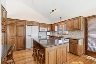 3151 Bent Tree Hills Dr, New Brighton, MN 55112 - Photo 37