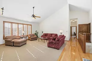 3151 Bent Tree Hills Dr, New Brighton, MN 55112 - Photo 25