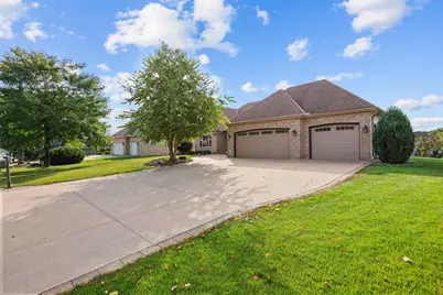 3151 Bent Tree Hills Drive, New Brighton, MN 55112 - Photo 11