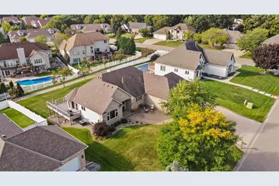 3151 Bent Tree Hills Drive, New Brighton, MN 55112 - Photo 3