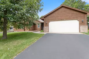 977 Greensboro Ln, Eagan, MN 55123 - Photo 1