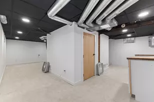 606 Cromwell Ave, Saint Paul, MN 55104 - Photo 25