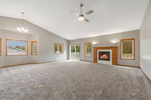 945 Rice St, Faribault, MN 55021 - Photo 19