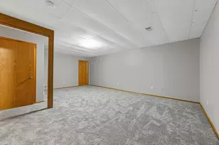 945 Rice St, Faribault, MN 55021 - Photo 31