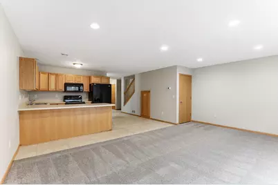 6372 13th Street N, Oakdale, MN 55128 - Photo 3