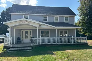 1102 Box Elder St, Mountain Lake, MN 56159 - Photo 3