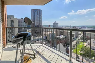 78 10th Street E, Saint Paul, MN 55101 - Photo 7