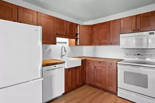 78 10th Street E, Saint Paul, MN 55101 - Photo 3