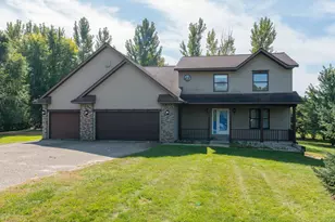 114 Pheasant Dr, Mankato, MN 56001 - Photo 1