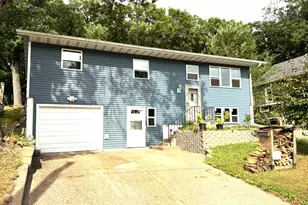 1920 Bellevue Ave, Eau Claire, WI 54703 - Photo 1