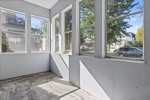 1098 Woodbridge St, Saint Paul, MN 55117 - Photo 21