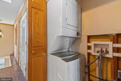 998 Kohlman Court, Maplewood, MN 55109 - Photo 13