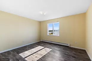 998 Kohlman Ct, Maplewood, MN 55109 - Photo 43