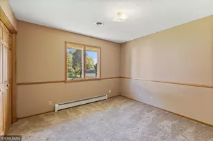 998 Kohlman Ct, Maplewood, MN 55109 - Photo 35