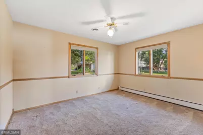 998 Kohlman Court, Maplewood, MN 55109 - Photo 33