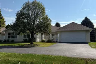 2007 10th Ave W, Shakopee, MN 55379 - Photo 1