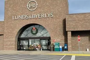 9511 Eagle Ridge Rd, Chanhassen, MN 55317 - Photo 61