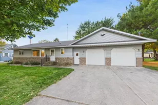 280 Park Ave, Saint Martin, MN 56376 - Photo 1