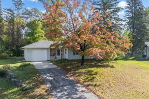 1337 6th St SE, Rochester, MN 55904 - Photo 1